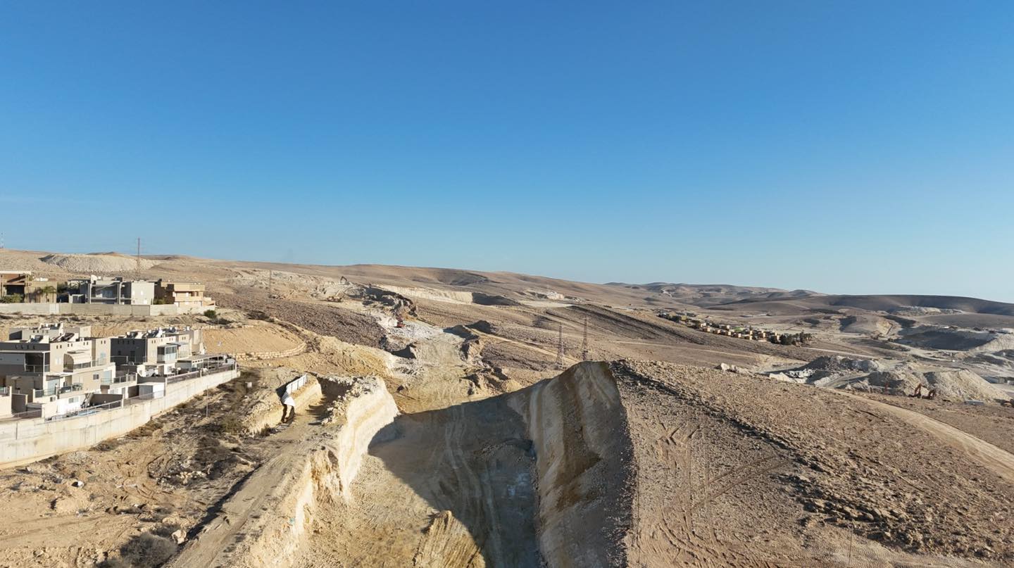 העבודות על יציאה נוספת מדימונה